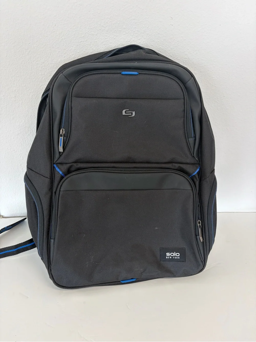 solo sleek laptop